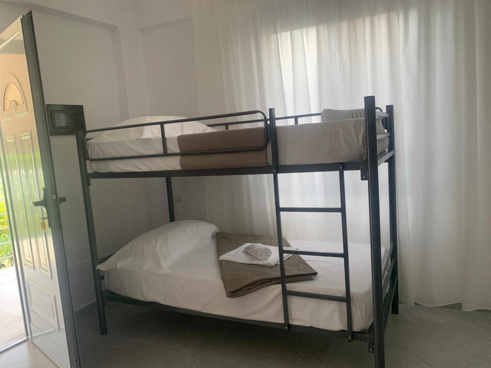 Qeparo View Rooms Exterior photo
